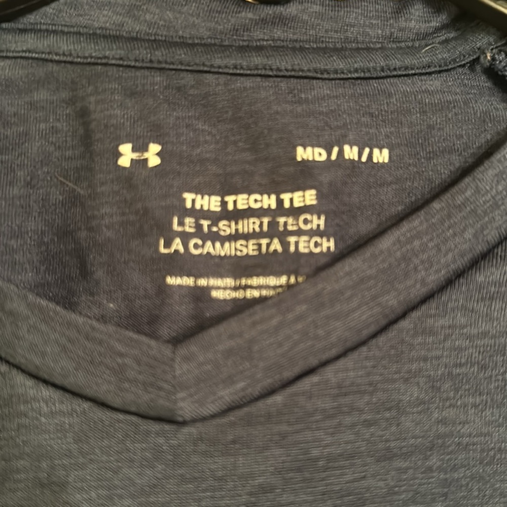 Under Armour tech tee size M - Picture 3 of 3